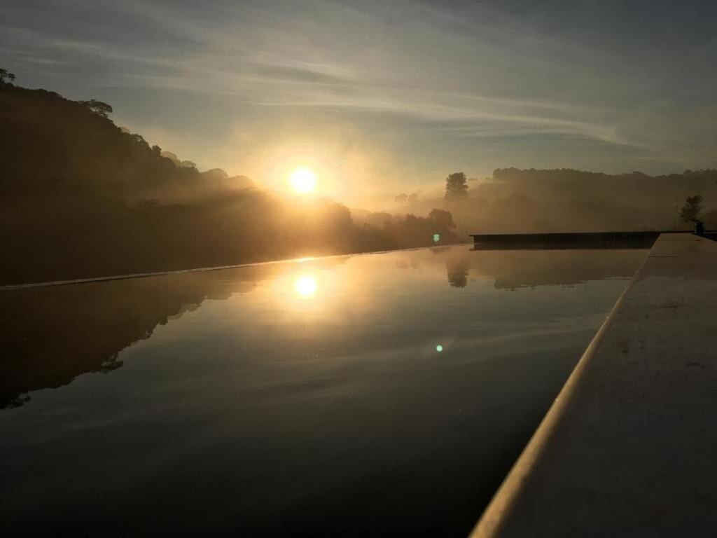 Chale Do Lago Super Luxo Cunha Exteriér fotografie